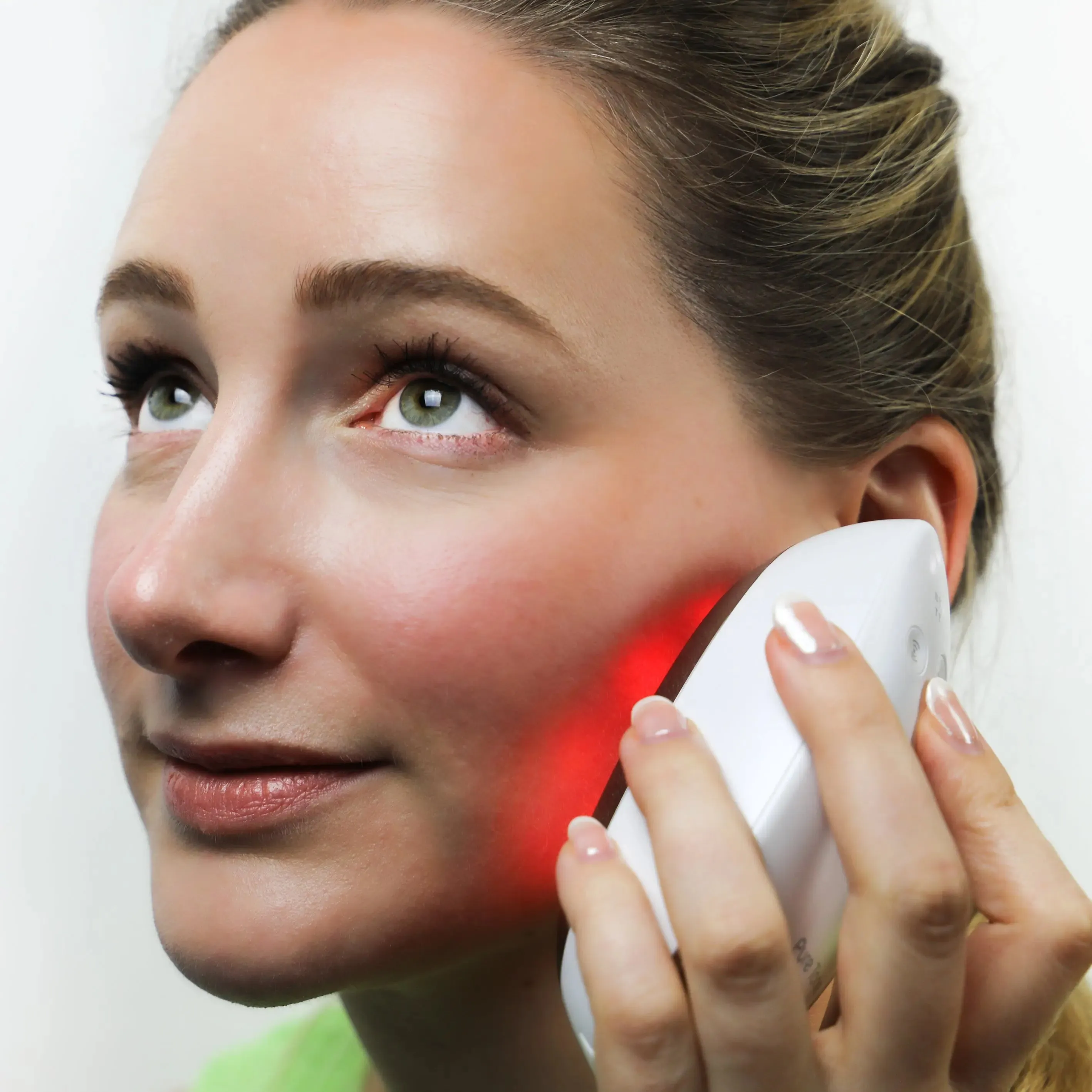 Pure Tone Radiance Pod Skin Tightening Skincare Device